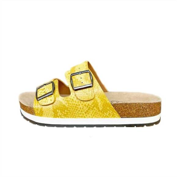 NEW CORKYS FOOTWEAR women's beach babe sandals in yellow - Picture 2 of 3